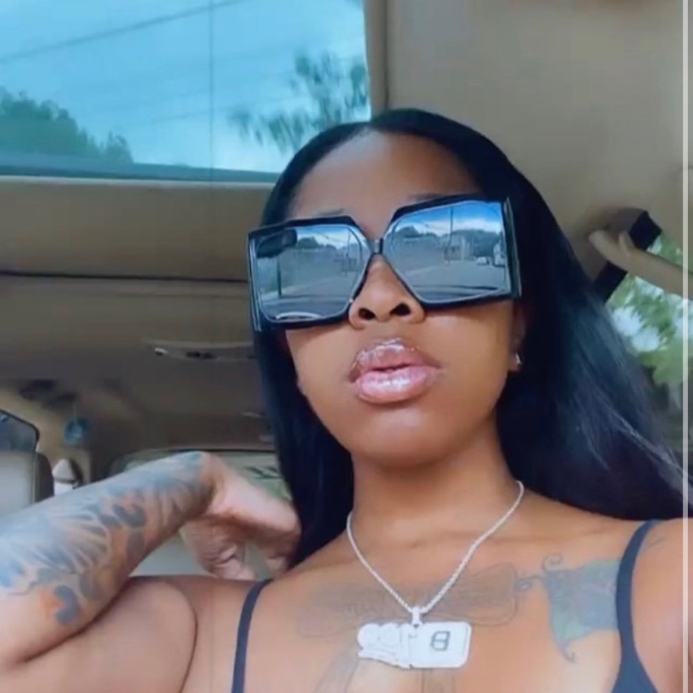 Meet your Posher, Dymond